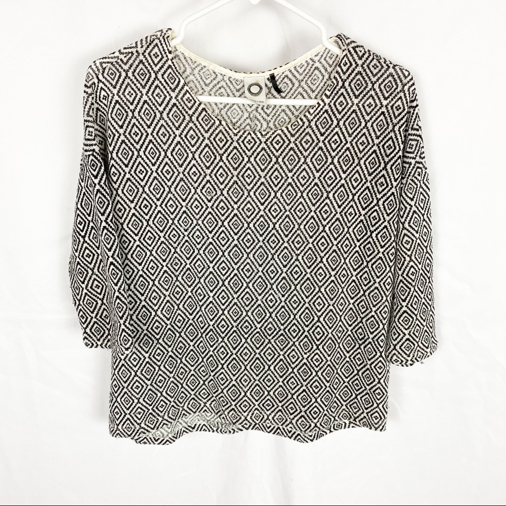 AKEMI + KIN ANTHROPOLOGIE Geo Black & White Top